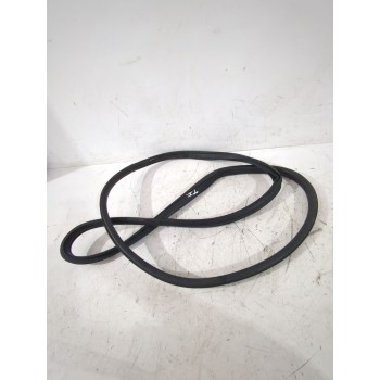 GOMAS CONTORNO PUERTA 828301KA0A 