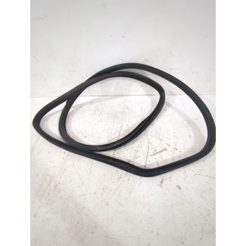 Recambio de gomas contorno puerta para nissan juke (f15) 1.5 dci referencia OEM IAM 828301KA0A  