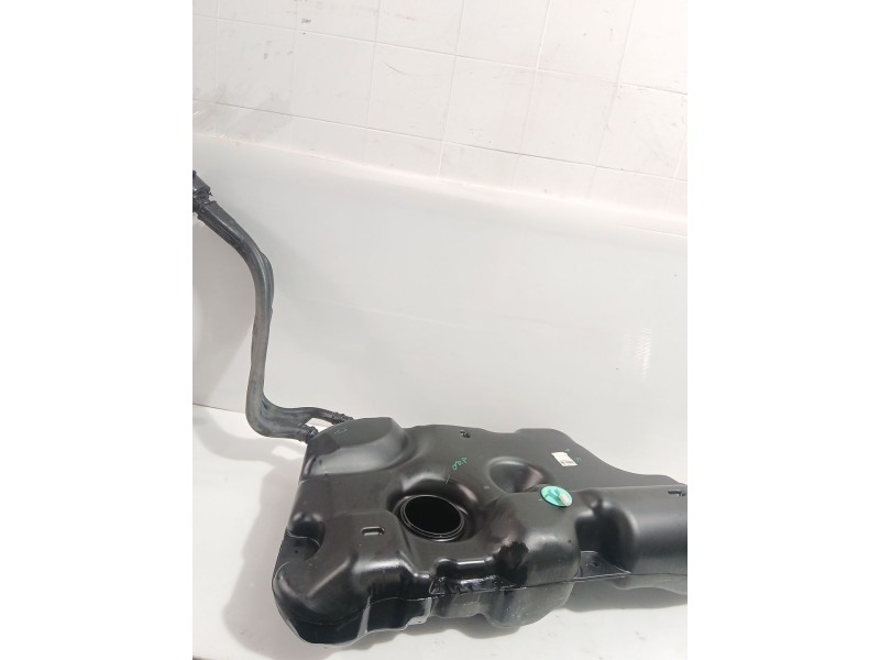 Recambio de deposito combustible para dacia sandero ii (b8_) 1.5 dci referencia OEM IAM 172035861R  