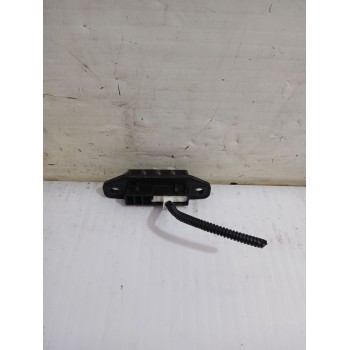 Recambio de maneta exterior porton para toyota yaris active referencia OEM IAM 8484002050  