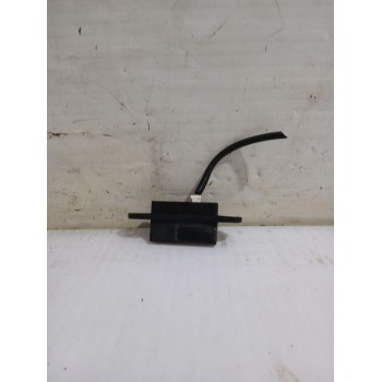 Recambio de maneta exterior porton para toyota yaris active referencia OEM IAM 8484002050  