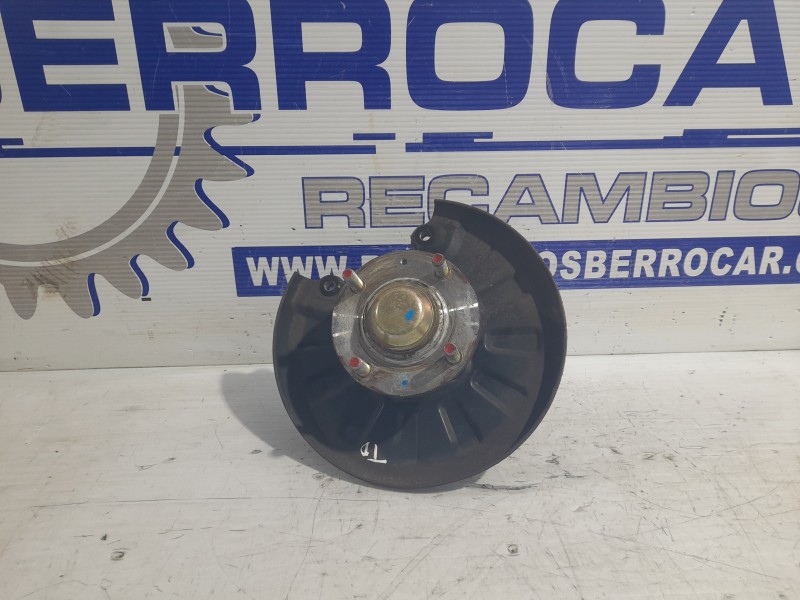 Recambio de mangueta trasera derecha para hyundai elantra (xd) 2.0 crdi cat referencia OEM IAM 527602D105  