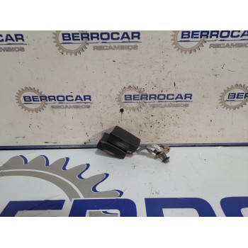 Recambio de anclaje cinturon para seat leon (1p1) 1.9 tdi referencia OEM IAM 1K0857739  