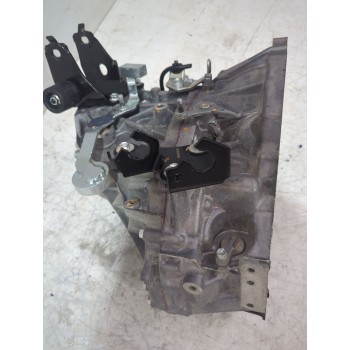 Recambio de caja cambios para toyota yaris active referencia OEM IAM 3311102050  