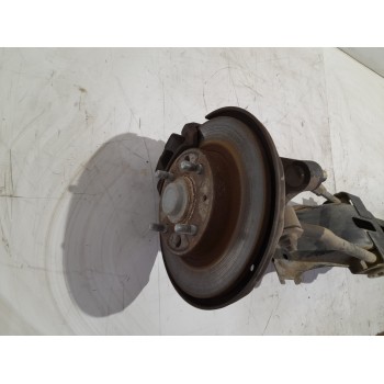 Recambio de eje trasero para kia carens 2.0 turbodiesel cat referencia OEM IAM 0K2FA28800  