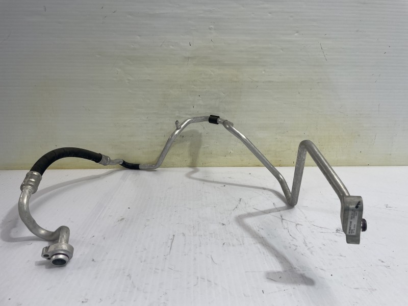 Recambio de tubos aire acondicionado para volkswagen polo (6c1) a-polo referencia OEM IAM 6C0820743A  