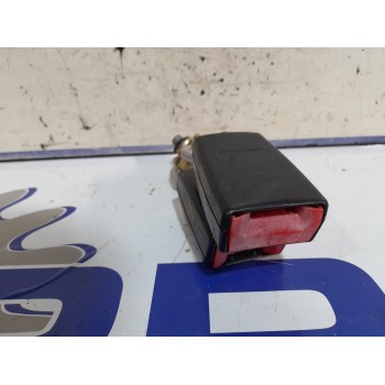 Recambio de anclaje cinturon para seat leon (1p1) 1.9 tdi referencia OEM IAM 1K0857739  