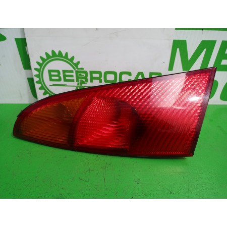 Recambio de piloto trasero izquierdo para ford focus berlina (cak) 1.8 tddi turbodiesel cat referencia OEM IAM 1214223  