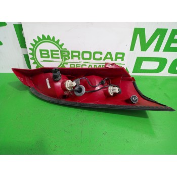 Recambio de piloto trasero izquierdo para ford focus berlina (cak) 1.8 tddi turbodiesel cat referencia OEM IAM 1214223  