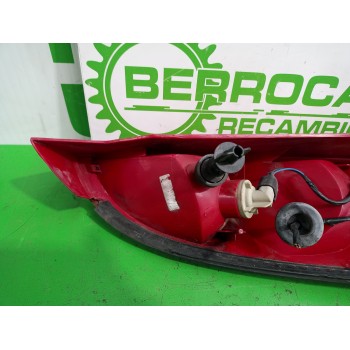 Recambio de piloto trasero izquierdo para ford focus berlina (cak) 1.8 tddi turbodiesel cat referencia OEM IAM 1214223  