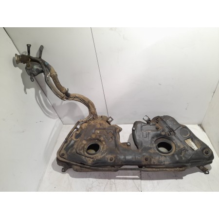 Recambio de deposito combustible para mercedes-benz clase c (w203) berlina 2.2 cdi cat referencia OEM IAM A2034702401  