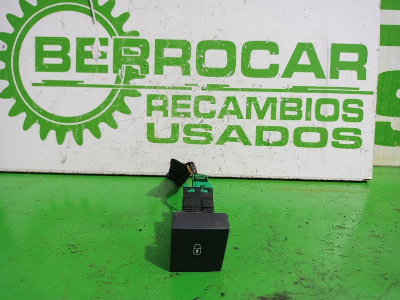 Recambio de interruptor para peugeot 508 active referencia OEM IAM 96770413ZE  