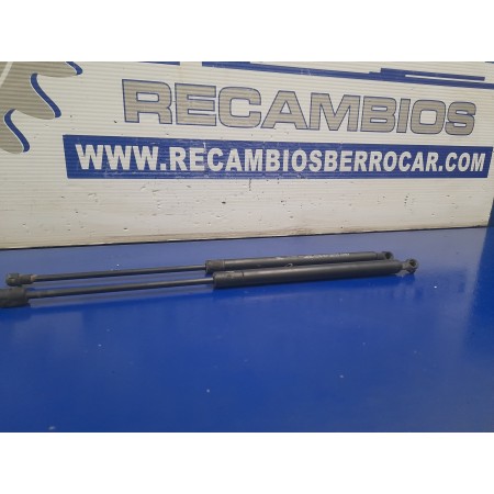 Recambio de amortiguadores maletero / porton para hyundai elantra (xd) 2.0 crdi cat referencia OEM IAM 817712D211  