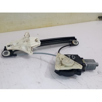 Recambio de elevalunas trasero derecho para volkswagen polo (6c1) a-polo referencia OEM IAM 0130822533  