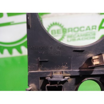 Recambio de moldura para citroën berlingo 1.9 d 600 furg. referencia OEM IAM 9653812077D  