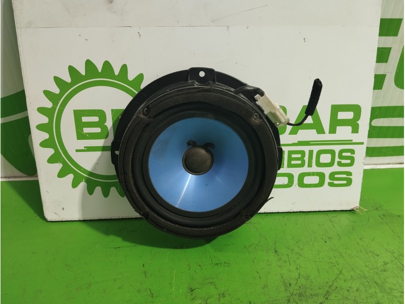 Recambio de altavoz para kia carnival 2.9 crdi cat referencia OEM IAM 96330-4D000  