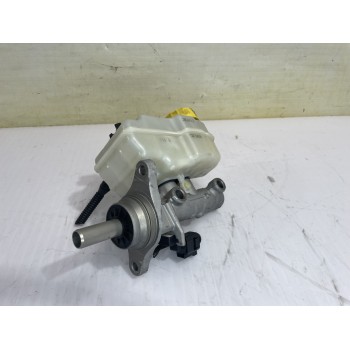 Recambio de bomba freno para volkswagen polo (6c1) a-polo referencia OEM IAM 6R0611301A  