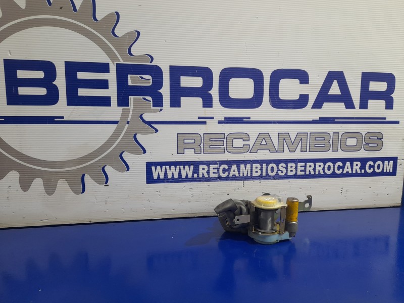 Recambio de cinturon seguridad delantero izquierdo para hyundai elantra (xd) 2.0 crdi cat referencia OEM IAM 888702D700  