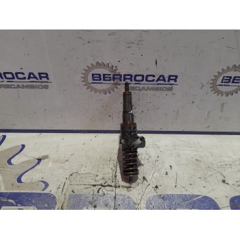 Recambio de inyector para volkswagen passat berlina (3b2) 1.9 tdi referencia OEM IAM 038130073F  