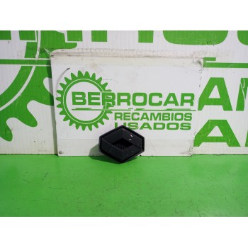 Recambio de emblema para renault megane ii coupe/cabrio confort authentique referencia OEM IAM 8200115115  