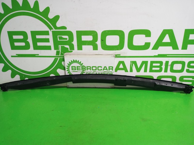 Recambio de travesaño superior para peugeot 307 (s1) xn referencia OEM IAM 9638958780 / 8251Q8  