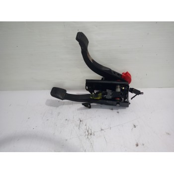 Recambio de pedalera para ford sierra berlina brillant referencia OEM IAM 83BB7L604AA  