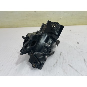 Recambio de soporte motor izquierdo para volkswagen polo (6c1) a-polo referencia OEM IAM 6Q0199555AR  