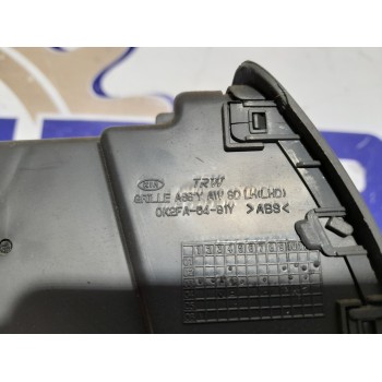 Recambio de aireadores para kia carens 2.0 turbodiesel cat referencia OEM IAM 0K2FA6481Y  