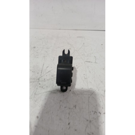 Recambio de mando elevalunas trasero derecho para nissan qashqai i (j10, nj10) 1.5 dci referencia OEM IAM 25411BR00A  