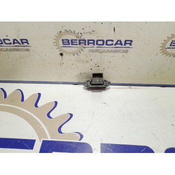 Recambio de warning para kia carens 2.0 turbodiesel cat referencia OEM IAM 864W0140  