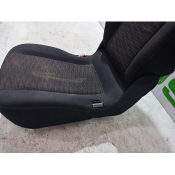 Recambio de asiento trasero medio para renault scenic ii grand emotion referencia OEM IAM 7701063915  