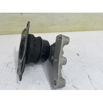 Recambio de soporte motor derecho para volkswagen polo (6c1) a-polo referencia OEM IAM 6R0199185A  