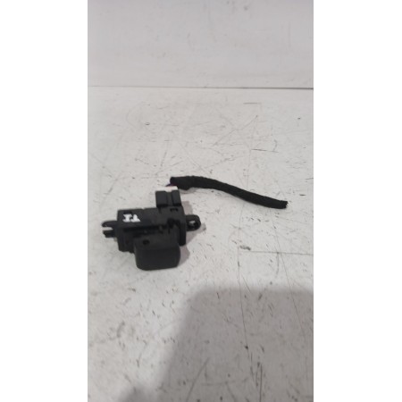 Recambio de mando elevalunas trasero izquierdo para nissan qashqai i (j10, nj10) 1.5 dci referencia OEM IAM 25411BR00A  