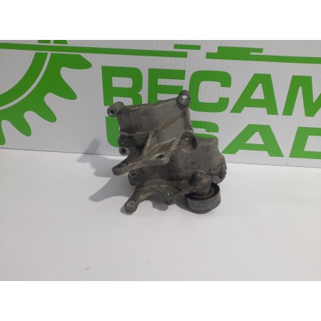 Recambio de soporte alternador para hyundai elantra (xd) 2.0 crdi cat referencia OEM IAM 2528527000  