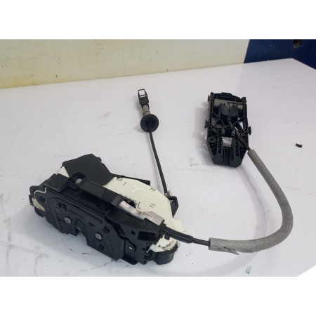 Recambio de cerradura puerta trasera derecha para volkswagen polo (6c1) a-polo referencia OEM IAM 6R4839016A  