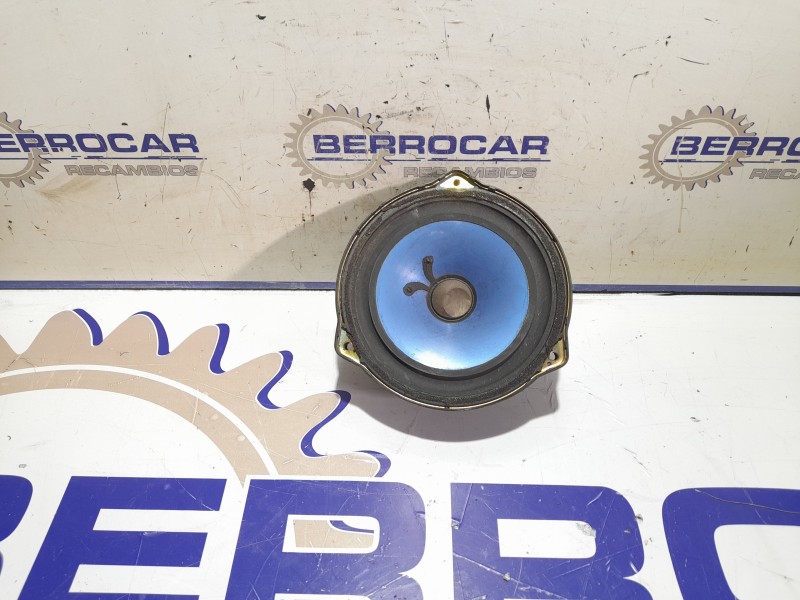 Recambio de altavoz para kia carens 2.0 turbodiesel cat referencia OEM IAM 0K2FC66960  