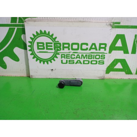 Recambio de maneta elevalunas trasera izquierda para peugeot 307 (s1) xn referencia OEM IAM 924095  