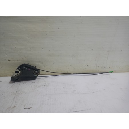 Recambio de cerradura puerta trasera derecha para toyota prius (nhw20) basis referencia OEM IAM 6905047041  