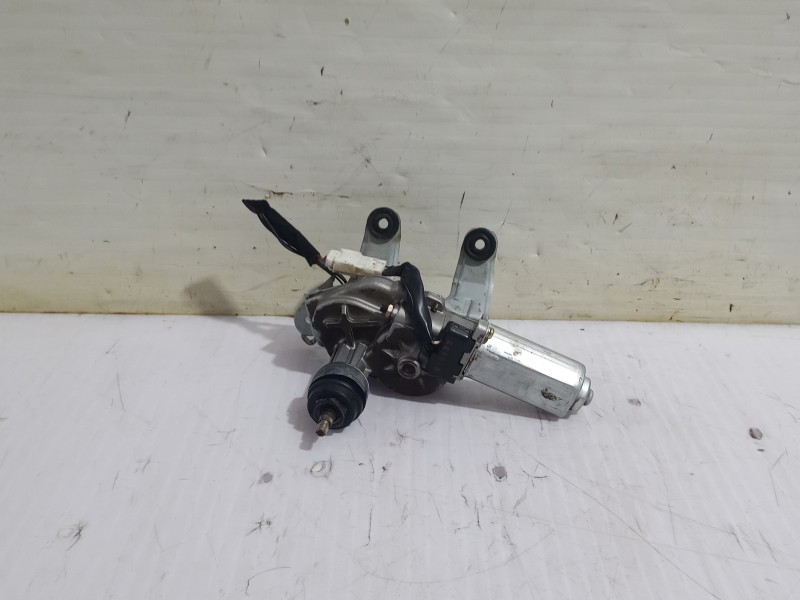 Recambio de motor limpia trasero para kia carnival ii 2.9 crdi lx referencia OEM IAM OK53Z67450  