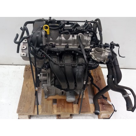Recambio de motor completo para volkswagen polo (6c1) a-polo referencia OEM IAM CHY  