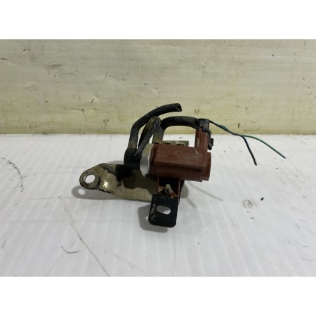 Recambio de valvula aire adicional para ford focus lim. (cb4) business referencia OEM IAM 70096803  