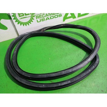 Recambio de goma contorno para seat ibiza (6j5) emoción referencia OEM IAM 6J3868543  