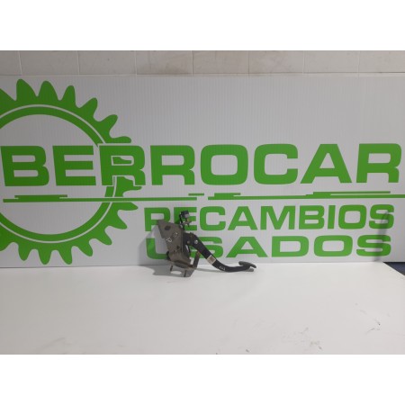 Recambio de pedal embrague para hyundai elantra (xd) 2.0 crdi cat referencia OEM IAM 32802F2100  