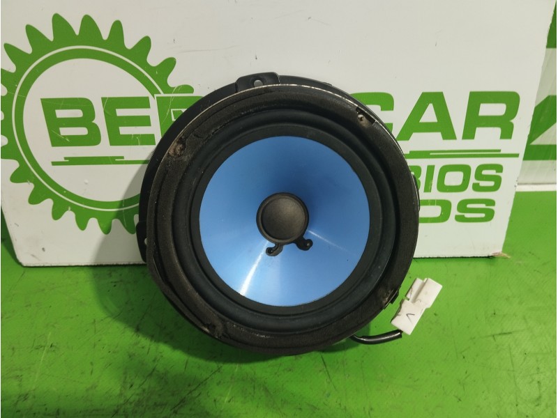 Recambio de altavoz para kia carnival 2.9 crdi cat referencia OEM IAM 96330-4D100  