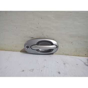 Recambio de maneta exterior delantera derecha para kia carnival ii 2.9 crdi lx referencia OEM IAM K53A58410  