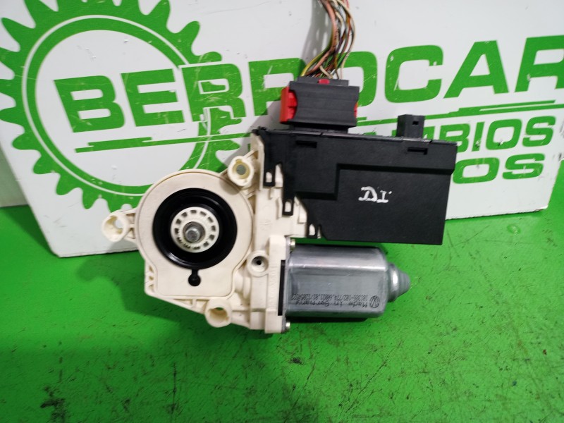 Recambio de motor elevalunas delantero izquierdo para citroën c5 break 2.0 hdi referencia OEM IAM 9648484780  