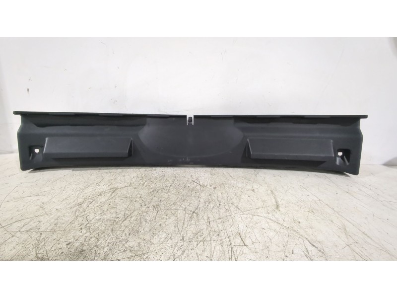 Recambio de moldura maletero para nissan qashqai ii (j11, j11_) 1.3 dig-t referencia OEM IAM 849924EA0A  