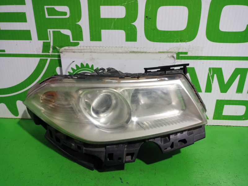 Recambio de faro derecho para renault megane ii coupe/cabrio confort authentique referencia OEM IAM 89312740  