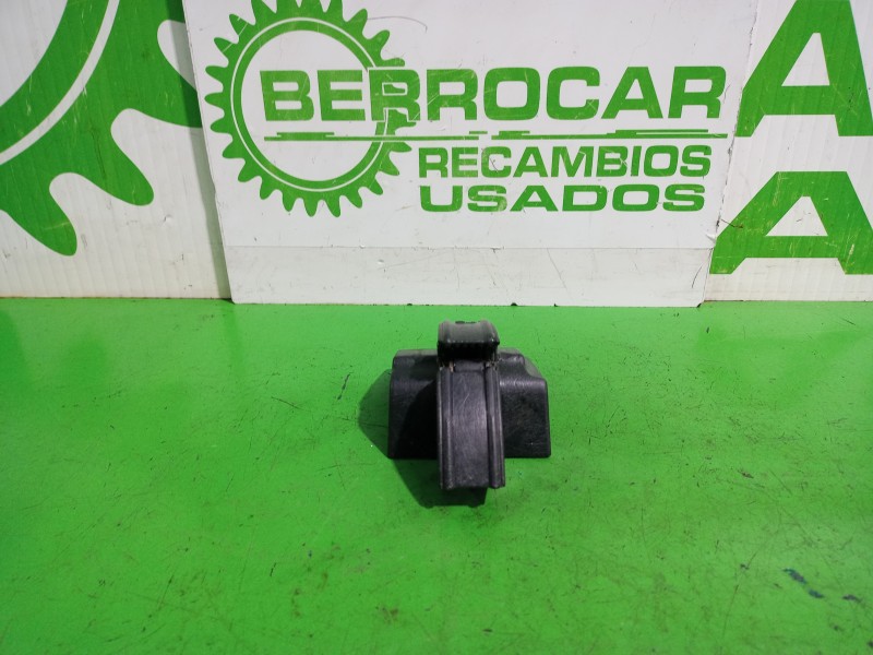 Recambio de retenedor puerta para citroën berlingo 1.9 d 600 furg. referencia OEM IAM 9624055080  