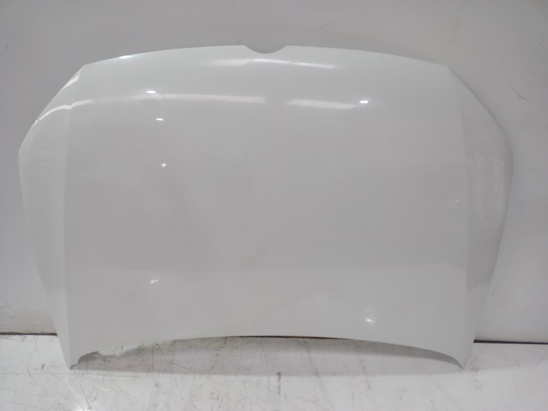 Recambio de capot para volkswagen polo (6c1) a-polo referencia OEM IAM 6R0823031G  